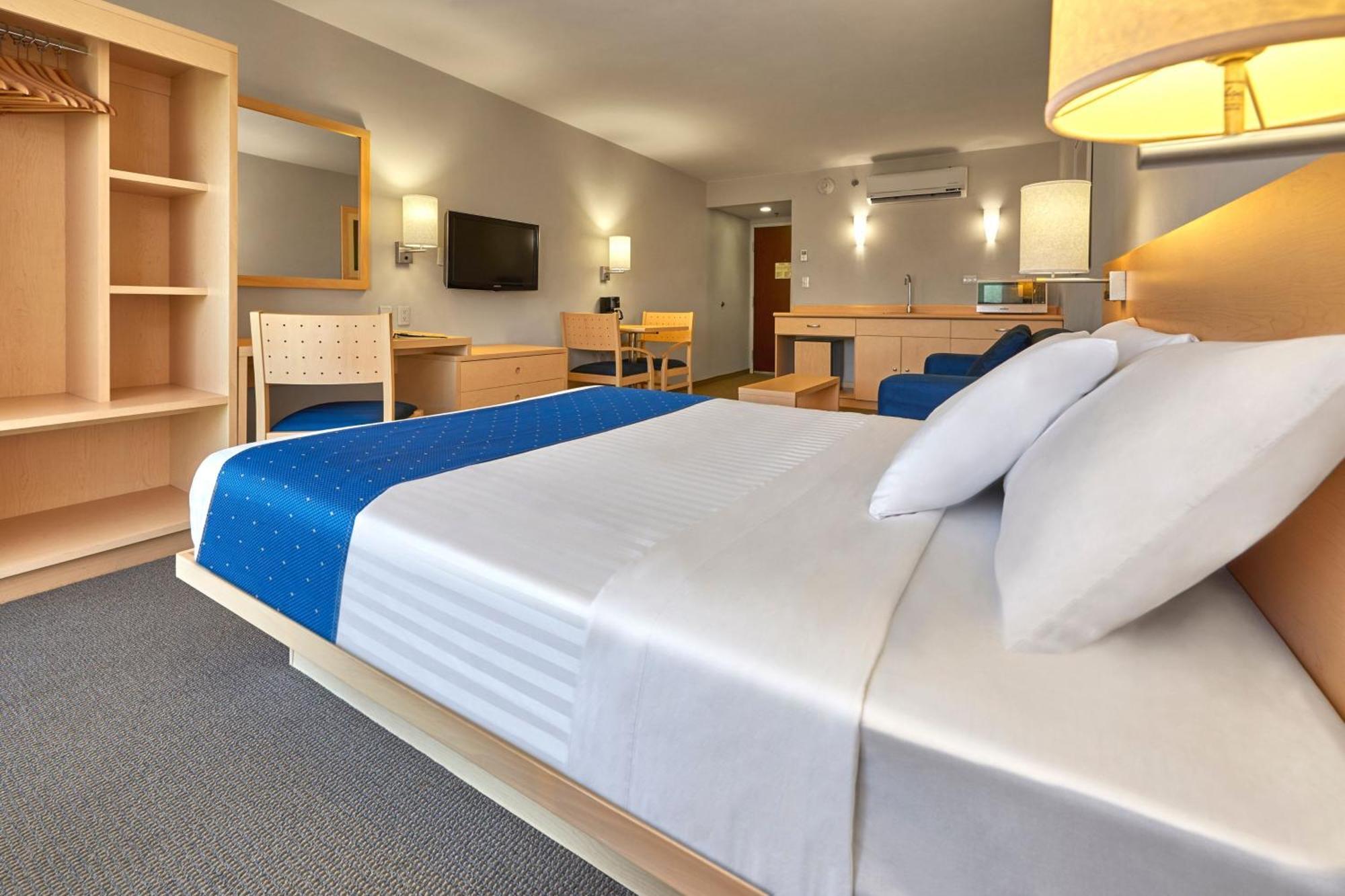 City Express By Marriott Puebla Finsa Εξωτερικό φωτογραφία