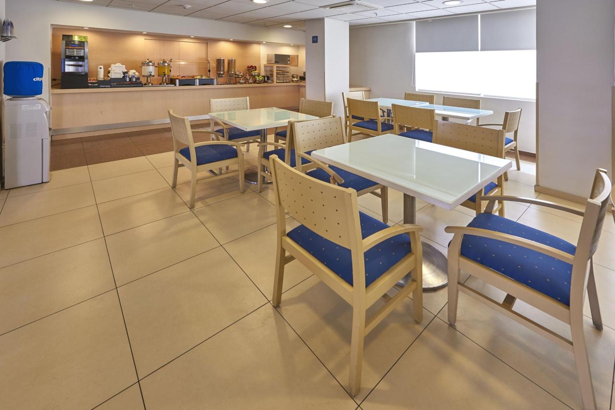 City Express By Marriott Puebla Finsa Εξωτερικό φωτογραφία