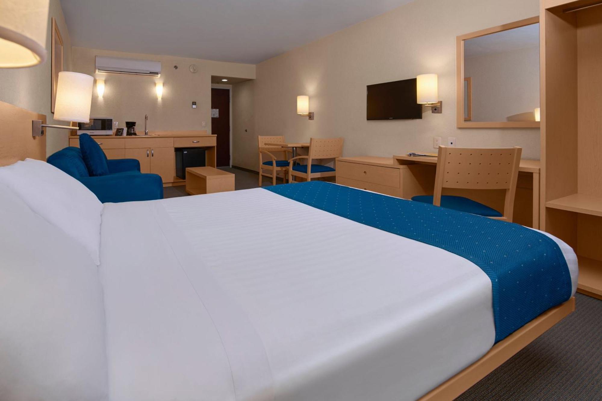 City Express By Marriott Puebla Finsa Εξωτερικό φωτογραφία