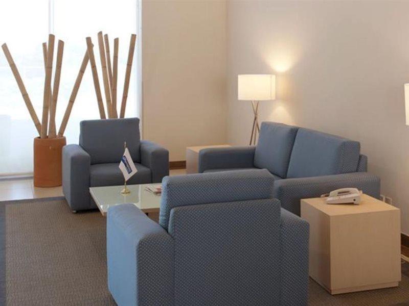 City Express By Marriott Puebla Finsa Εξωτερικό φωτογραφία